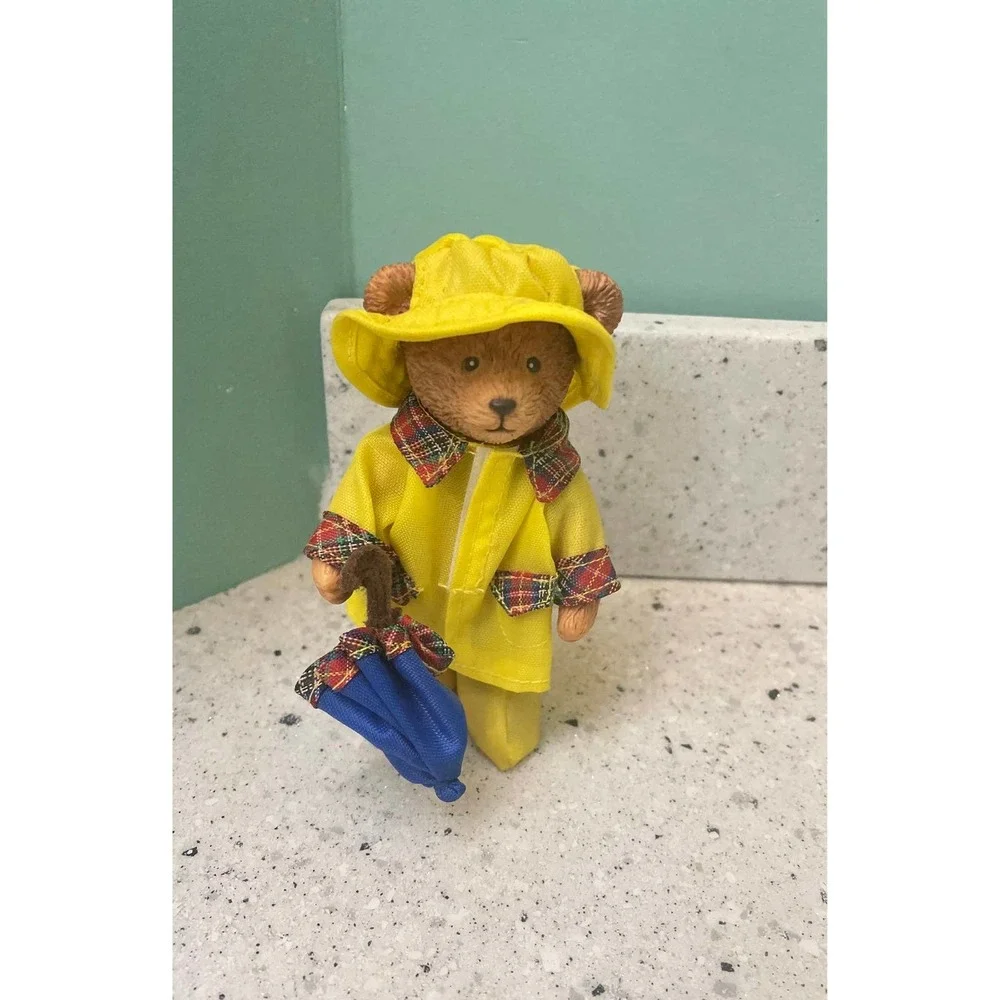 Vintage Russ Bear figurine